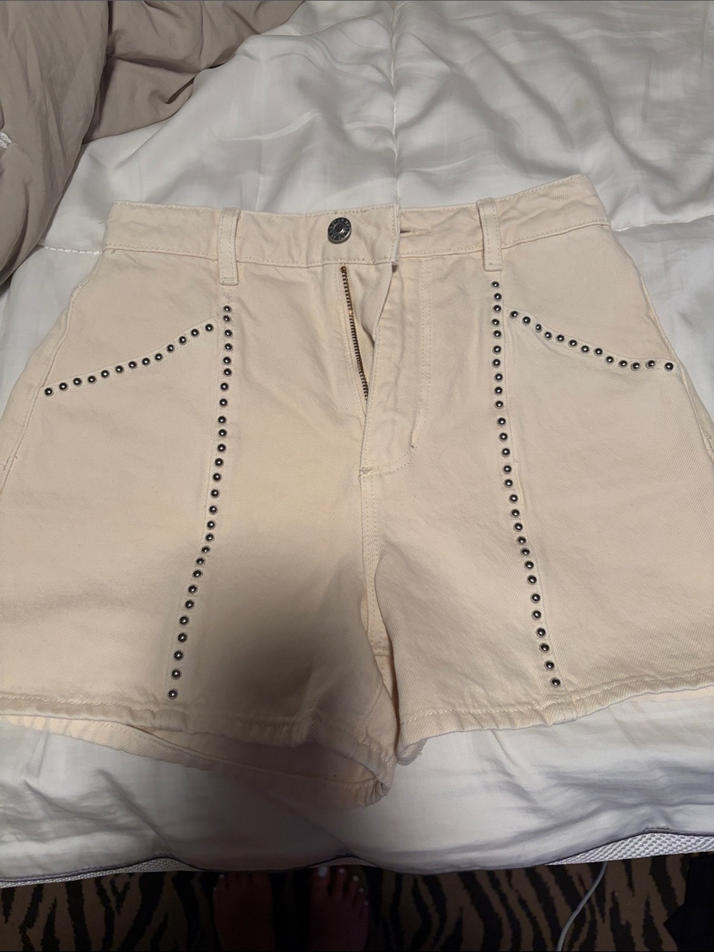 Beaded Trim Rollas Mirage Women's Cream Shorts -25